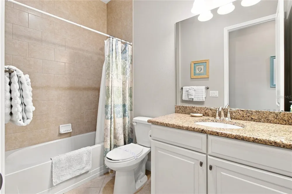 311 SAPPHIRE LAKE DRIVE #202 Bradenton, FL 34209