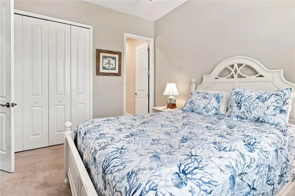 311 SAPPHIRE LAKE DRIVE #202 Bradenton, FL 34209