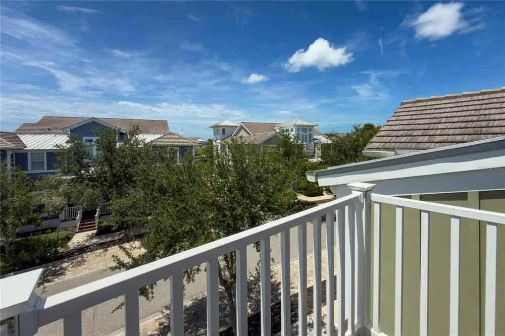 311 SAPPHIRE LAKE DRIVE #202 Bradenton, FL 34209