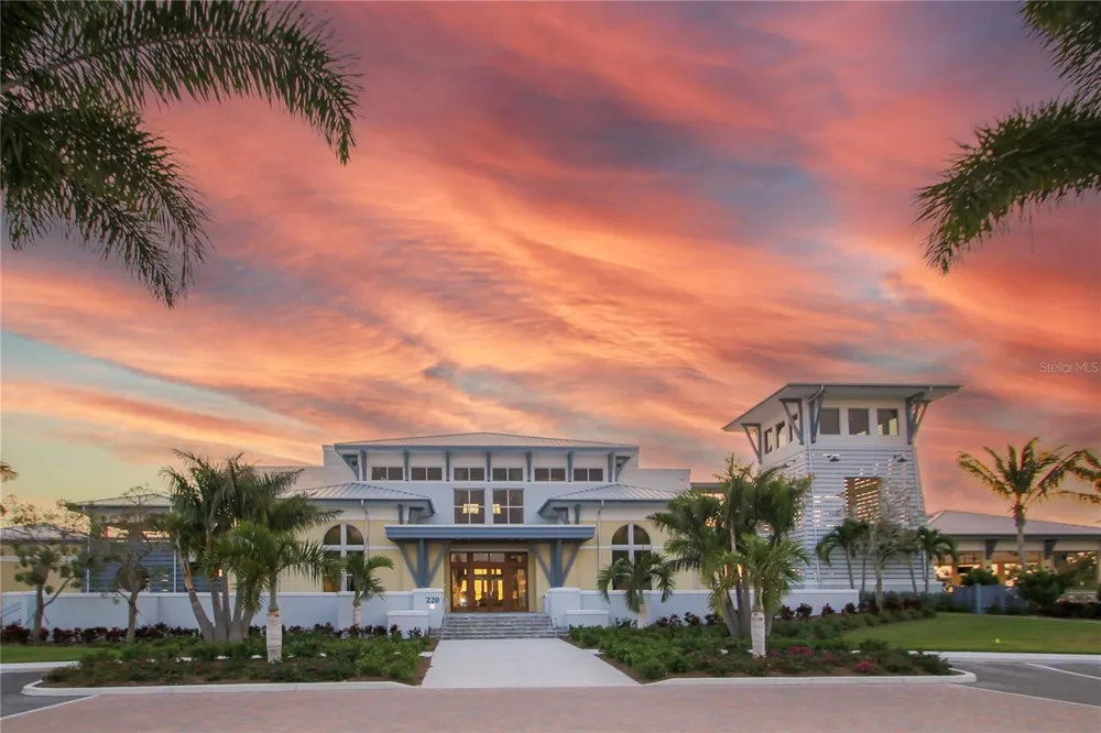 311 SAPPHIRE LAKE DRIVE #202 Bradenton, FL 34209