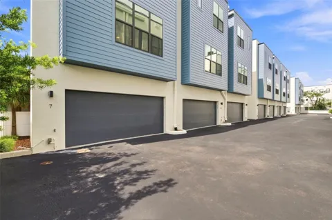 4810 W MCELROY AVENUE #7