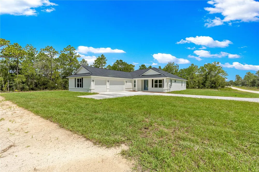 8343 SW 135TH AVENUE Dunnellon, FL 34432