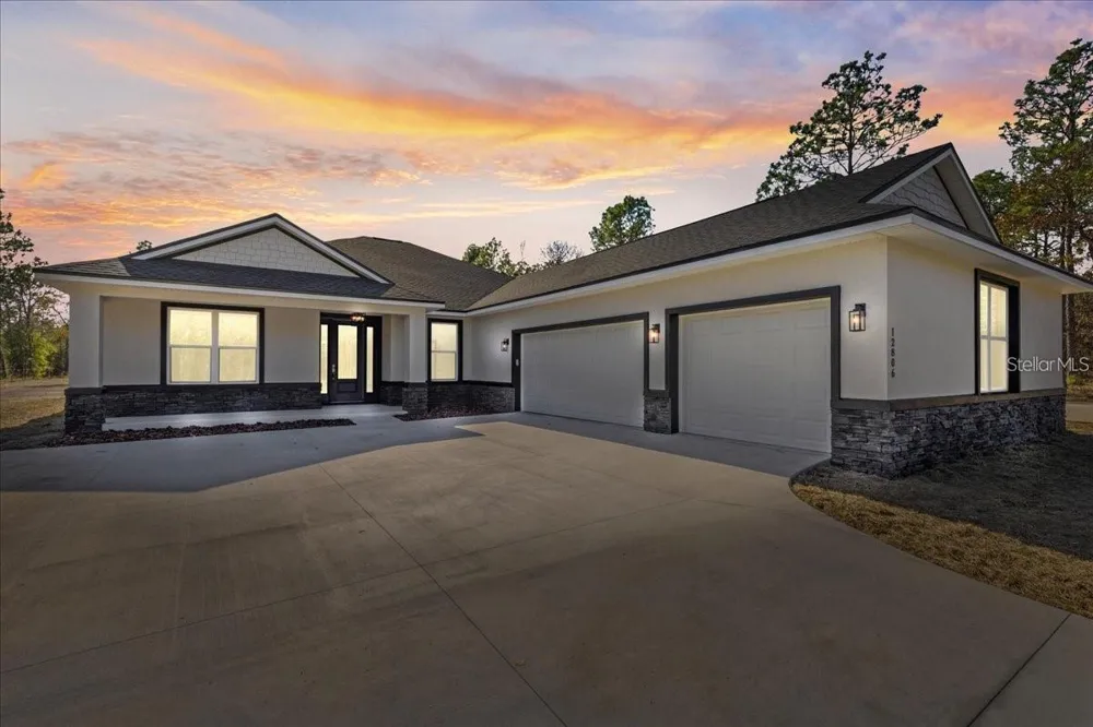 8343 SW 135TH AVENUE Dunnellon, FL 34432