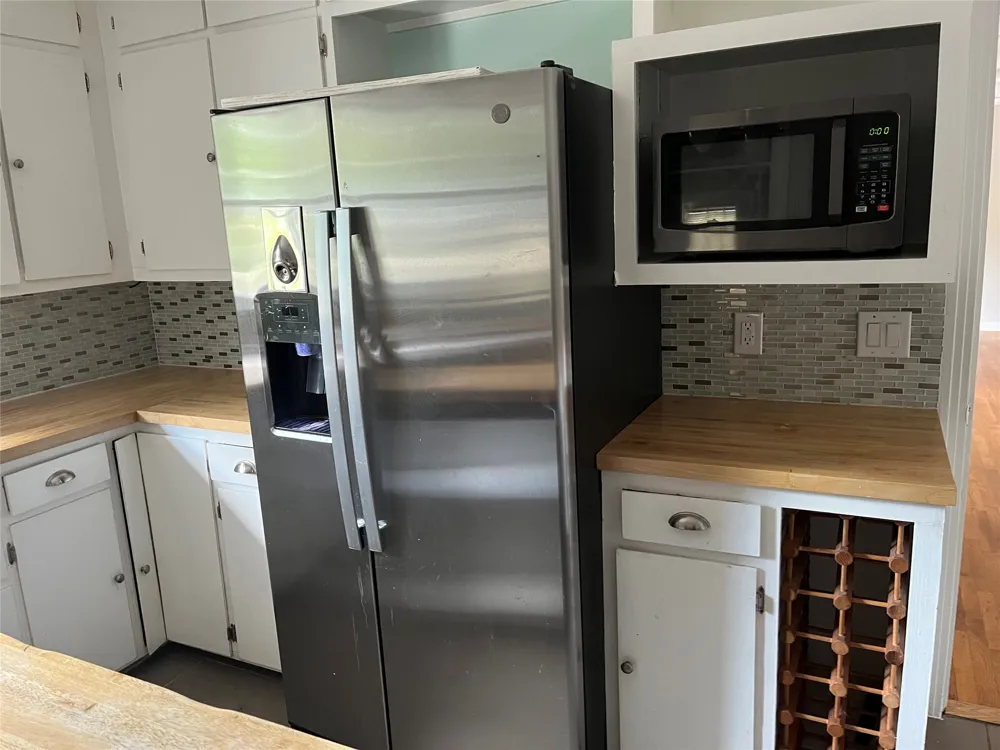 134 E Hillcrest Drive San Marcos, TX 78666
