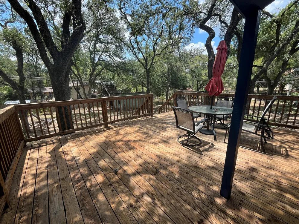 134 E Hillcrest Drive San Marcos, TX 78666