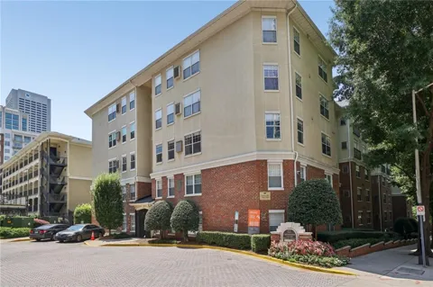 800 Peachtree Street NE #1105