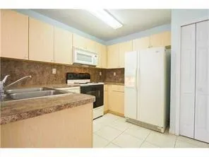 626 SW 106TH AVENUE #1512 Pembroke Pines, FL 33025