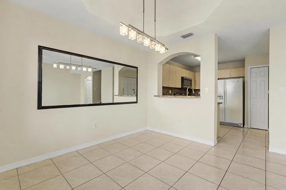 626 SW 106TH AVENUE #1512 Pembroke Pines, FL 33025