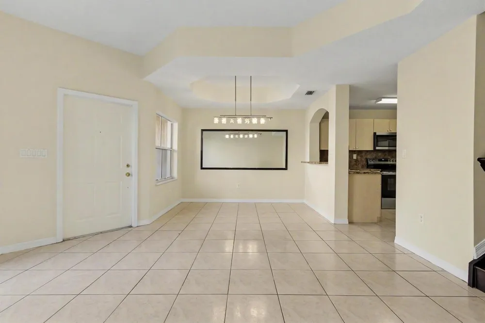626 SW 106TH AVENUE #1512 Pembroke Pines, FL 33025