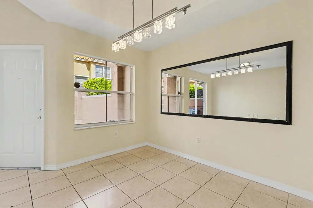 626 SW 106TH AVENUE #1512 Pembroke Pines, FL 33025