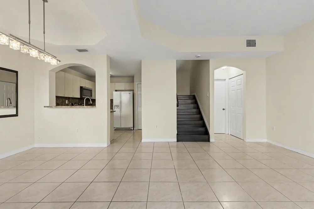 626 SW 106TH AVENUE #1512 Pembroke Pines, FL 33025