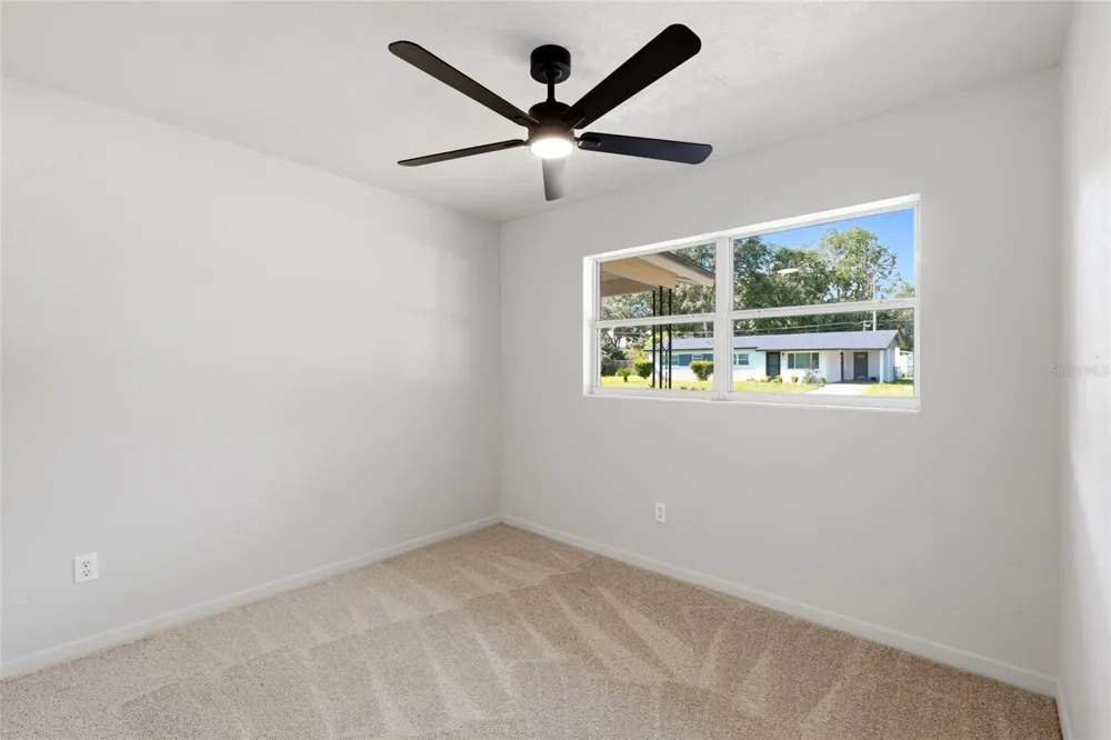 1617 SE 14TH AVENUE Gainesville, FL 32641