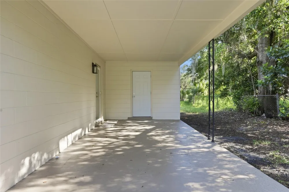 1617 SE 14TH AVENUE Gainesville, FL 32641