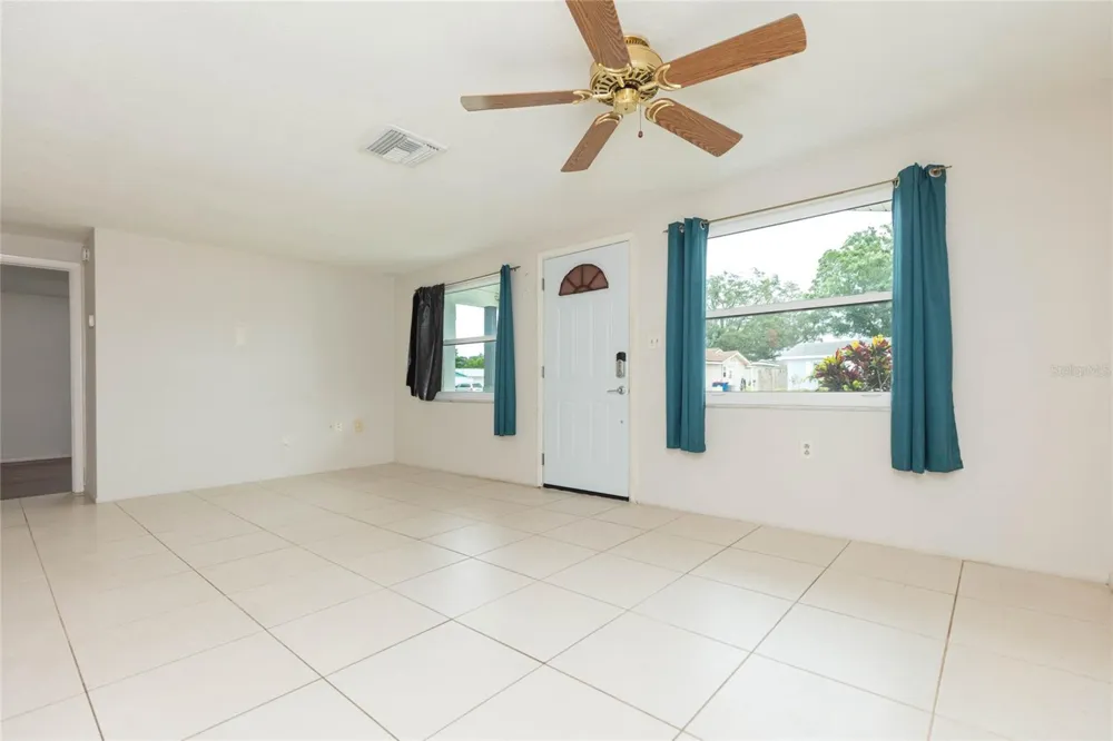 1447 WEYFORD LANE Holiday, FL 34691