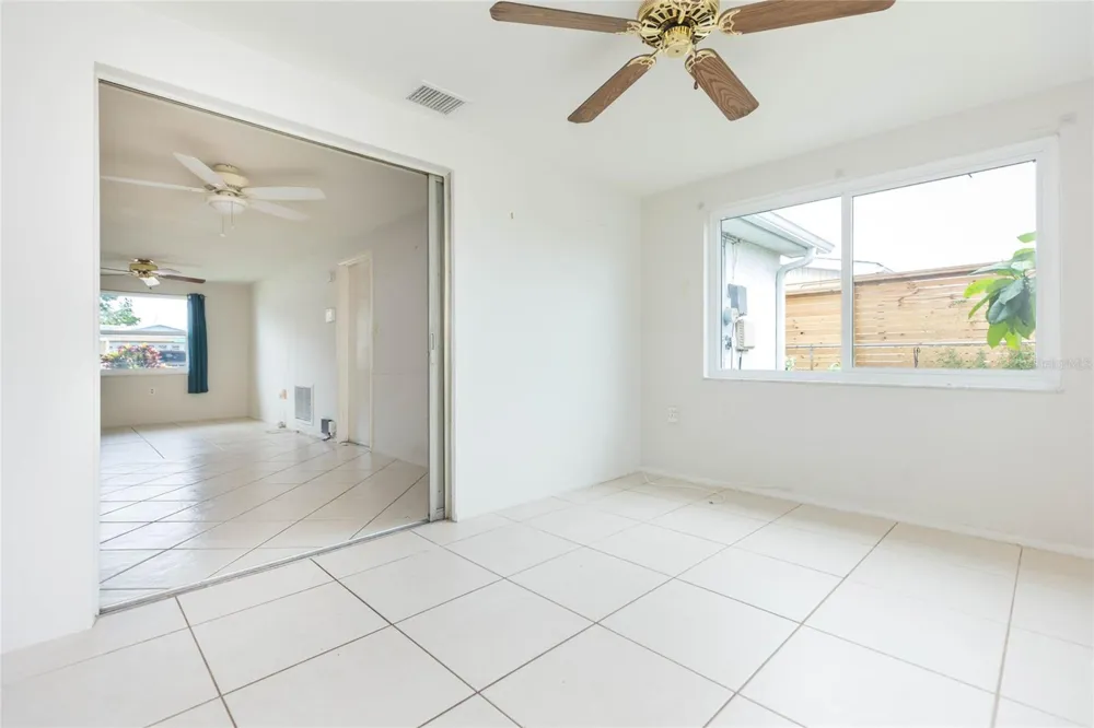1447 WEYFORD LANE Holiday, FL 34691