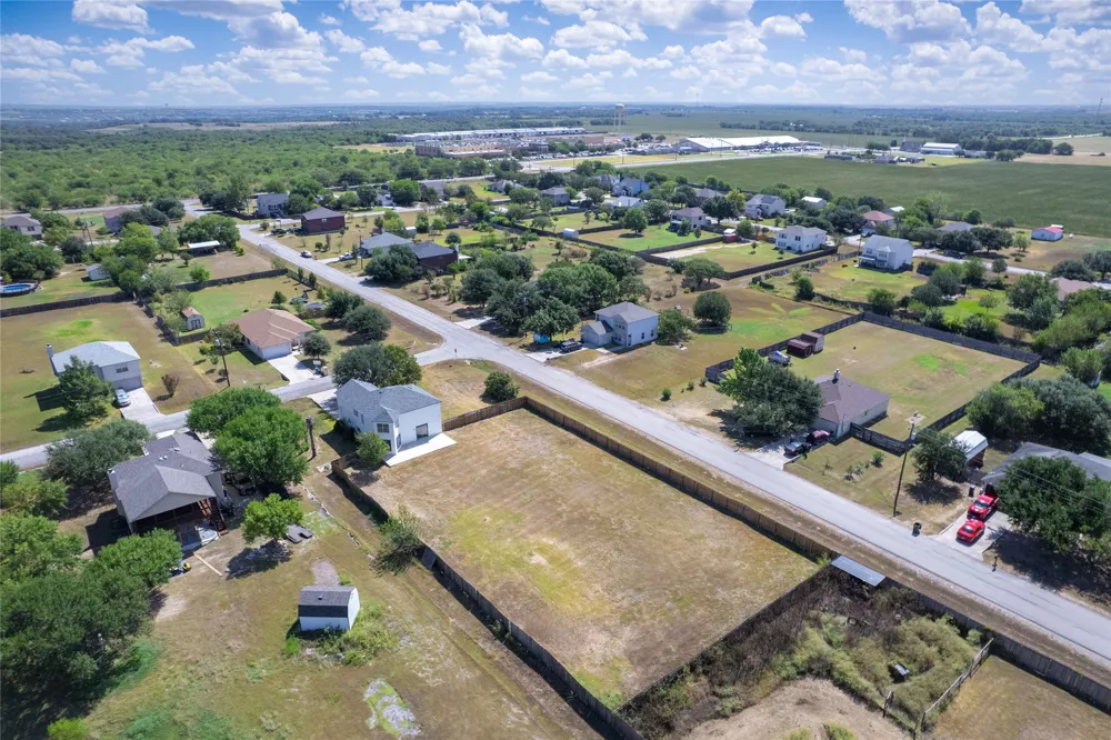 3000 Ridgemont Lane Kyle, TX 78640