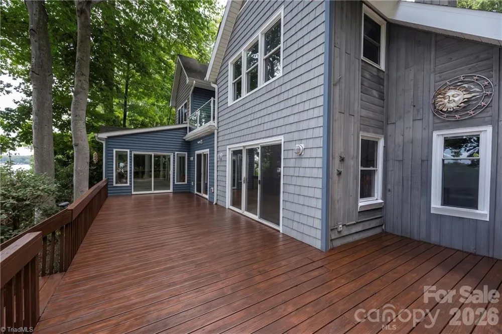 144 Riverside Court Lexington, NC 27292