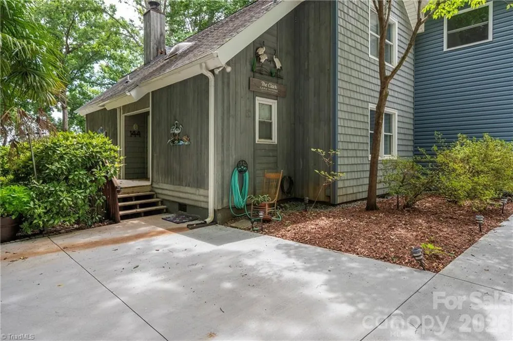 144 Riverside Court Lexington, NC 27292