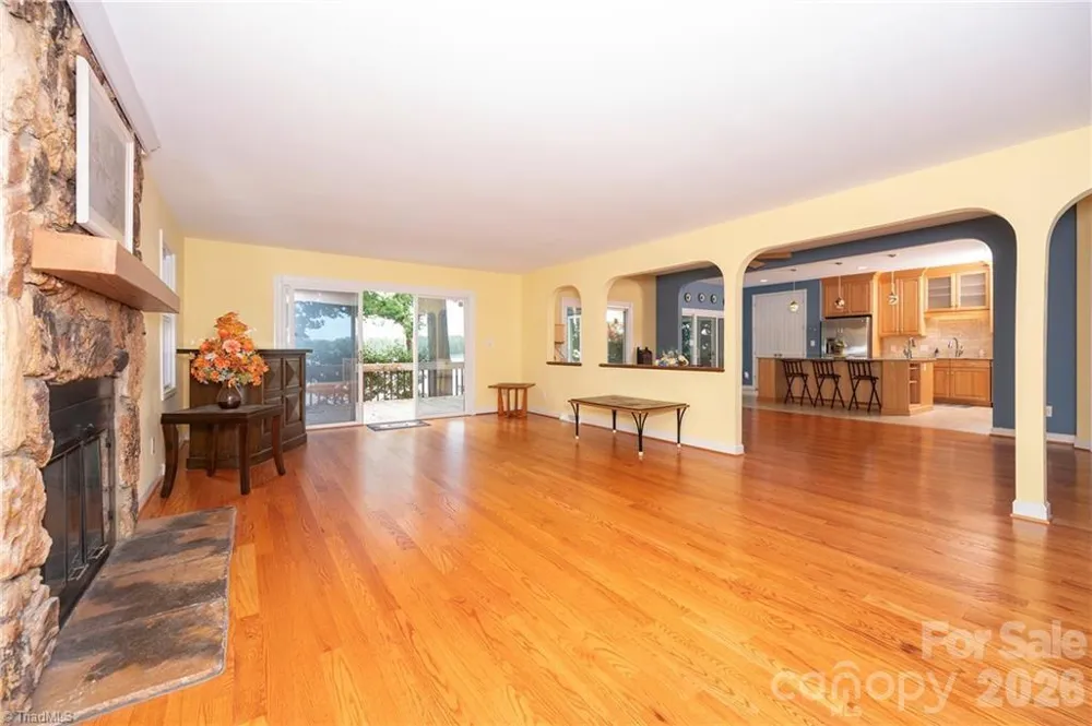 144 Riverside Court Lexington, NC 27292