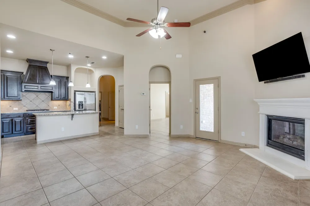 4604 Brookside Drive Denton, TX 76226