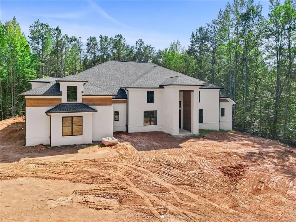 9800 Cedar Grove Road Chattahoochee Hills, GA 30213