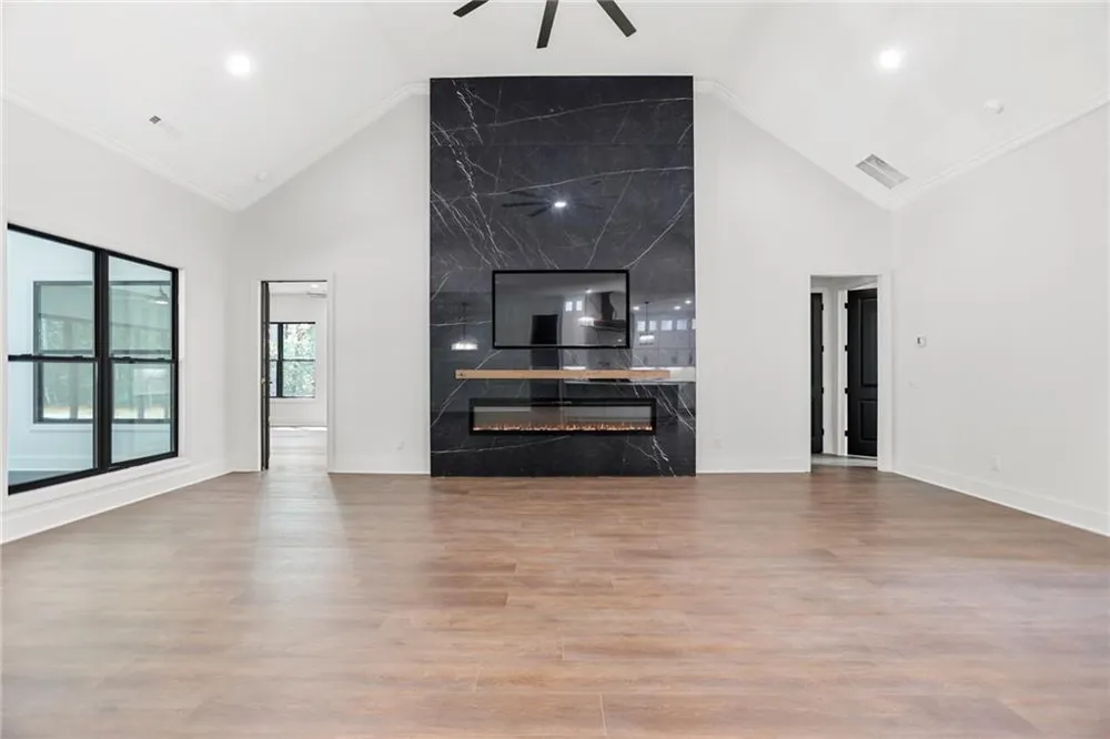 9800 Cedar Grove Road Chattahoochee Hills, GA 30213