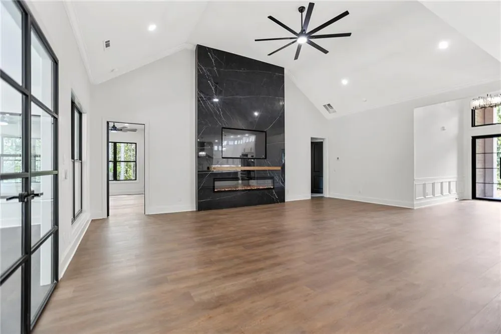 9800 Cedar Grove Road Chattahoochee Hills, GA 30213