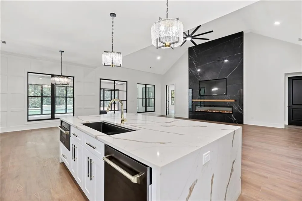 9800 Cedar Grove Road Chattahoochee Hills, GA 30213