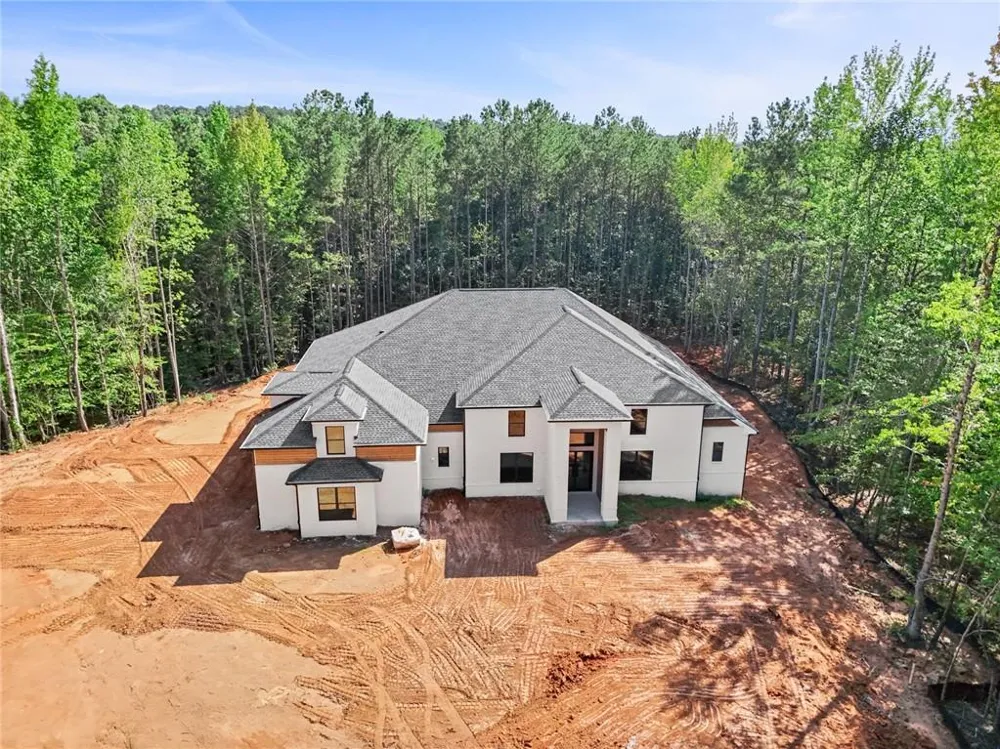 9800 Cedar Grove Road Chattahoochee Hills, GA 30213