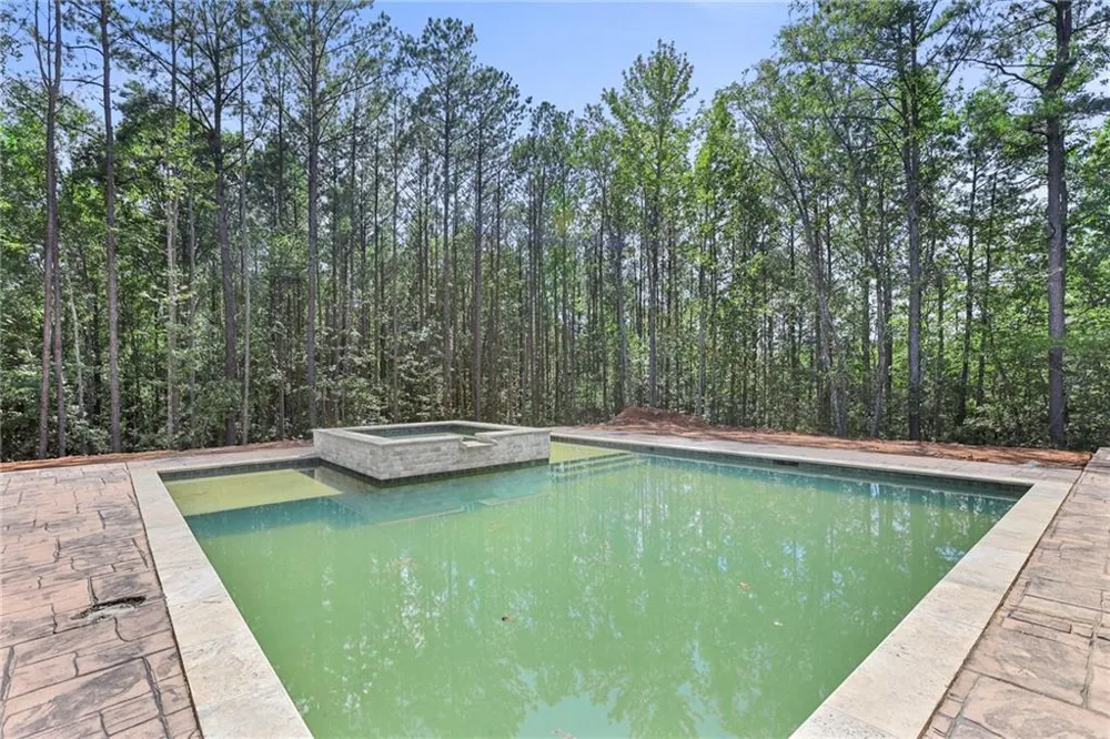 9800 Cedar Grove Road Chattahoochee Hills, GA 30213