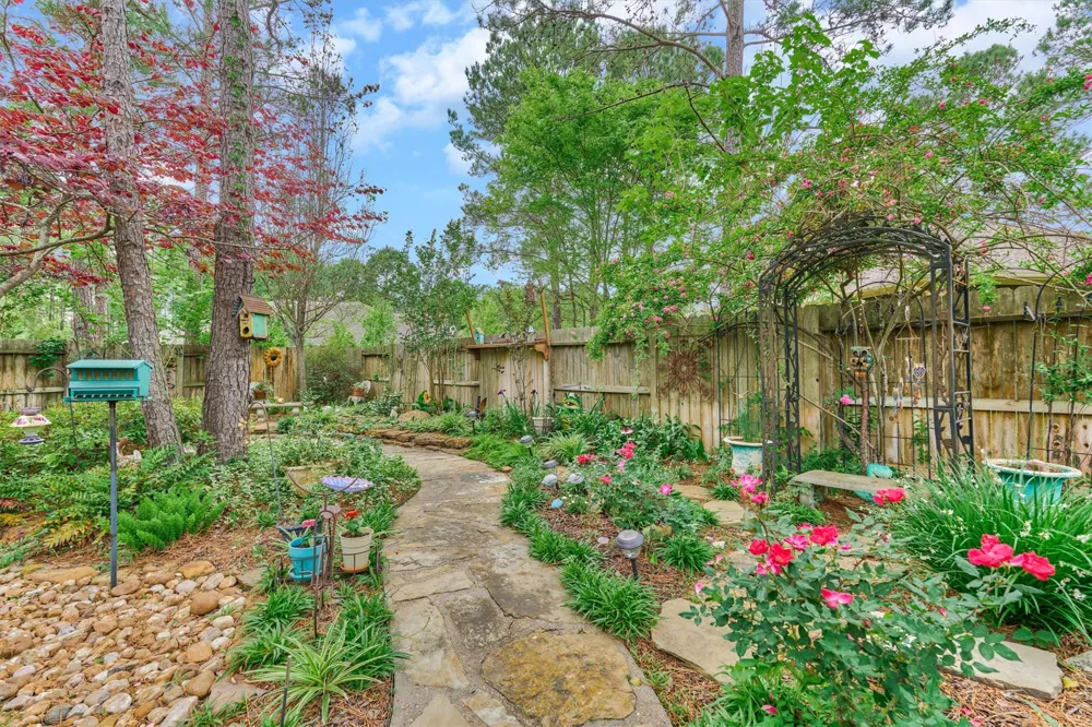 126 Bellardia Court Montgomery, TX 77316