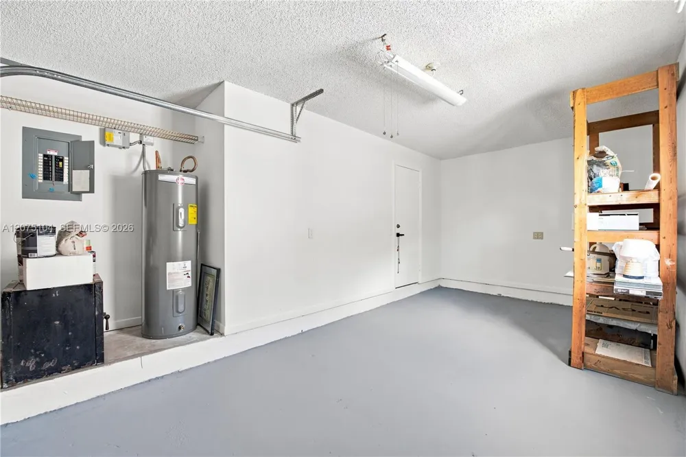 1181 SW 108th Ter Davie, FL 33324