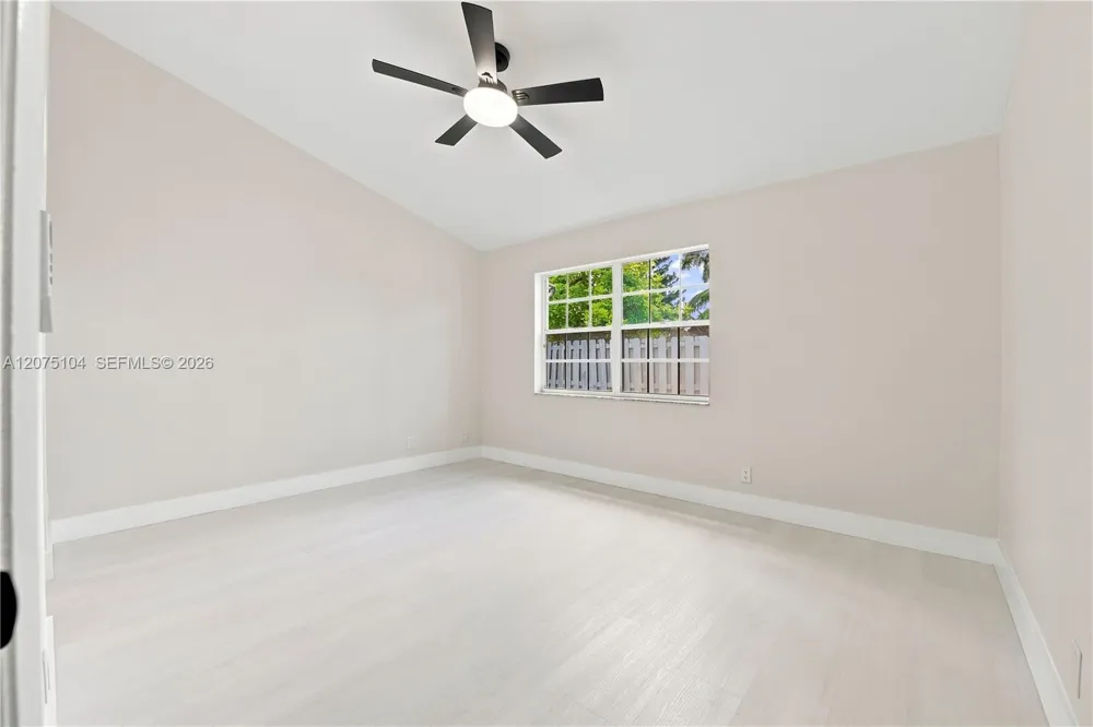 1181 SW 108th Ter Davie, FL 33324