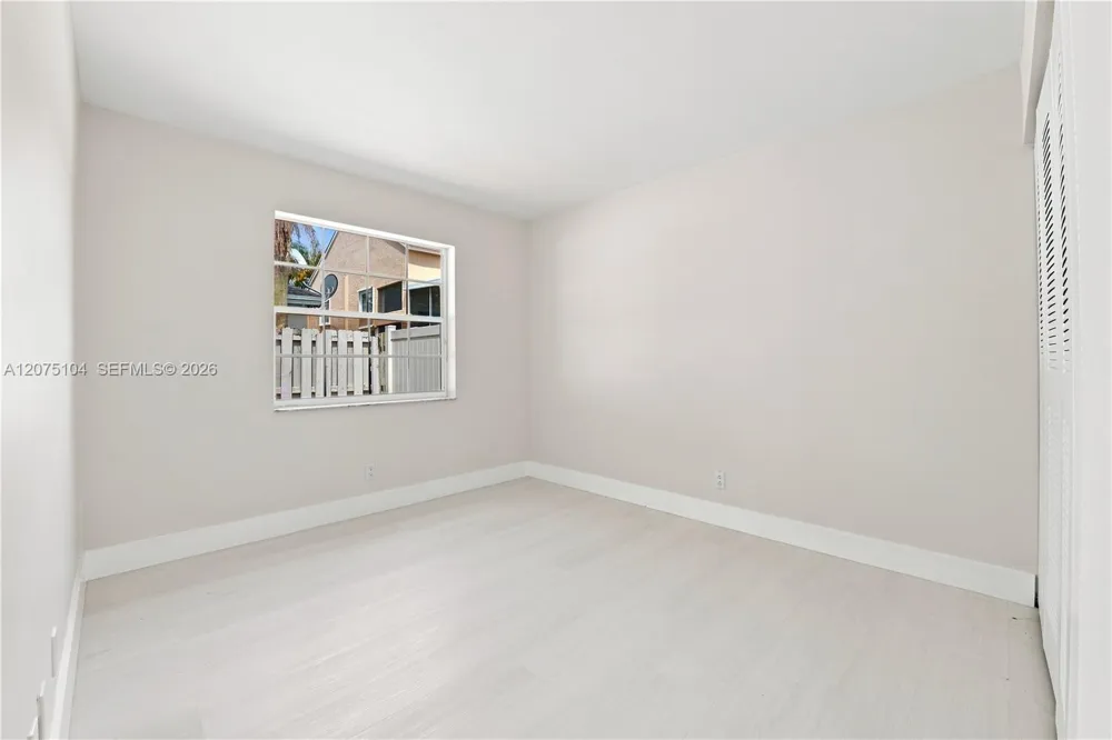 1181 SW 108th Ter Davie, FL 33324