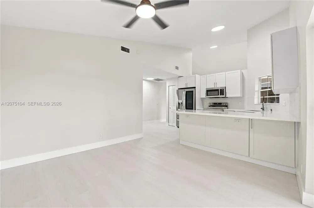 1181 SW 108th Ter Davie, FL 33324
