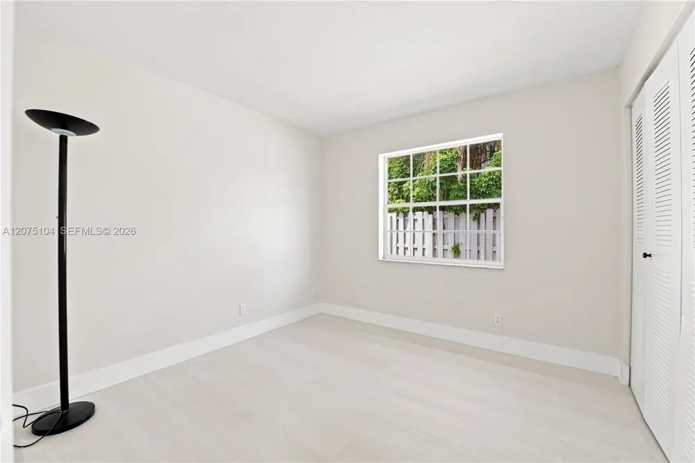 1181 SW 108th Ter Davie, FL 33324