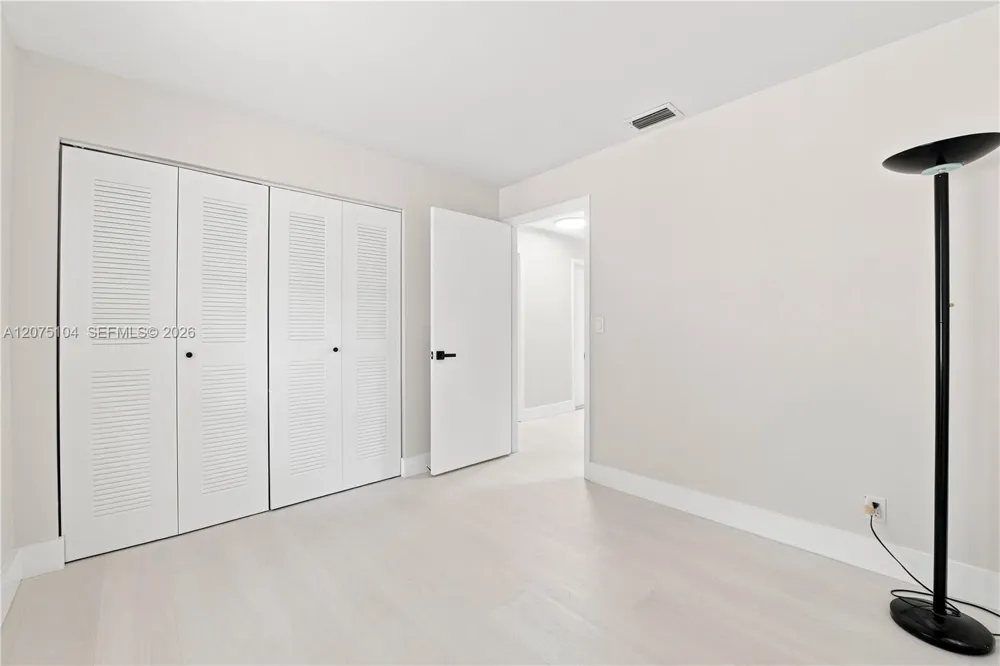 1181 SW 108th Ter Davie, FL 33324