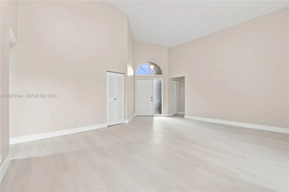 1181 SW 108th Ter Davie, FL 33324