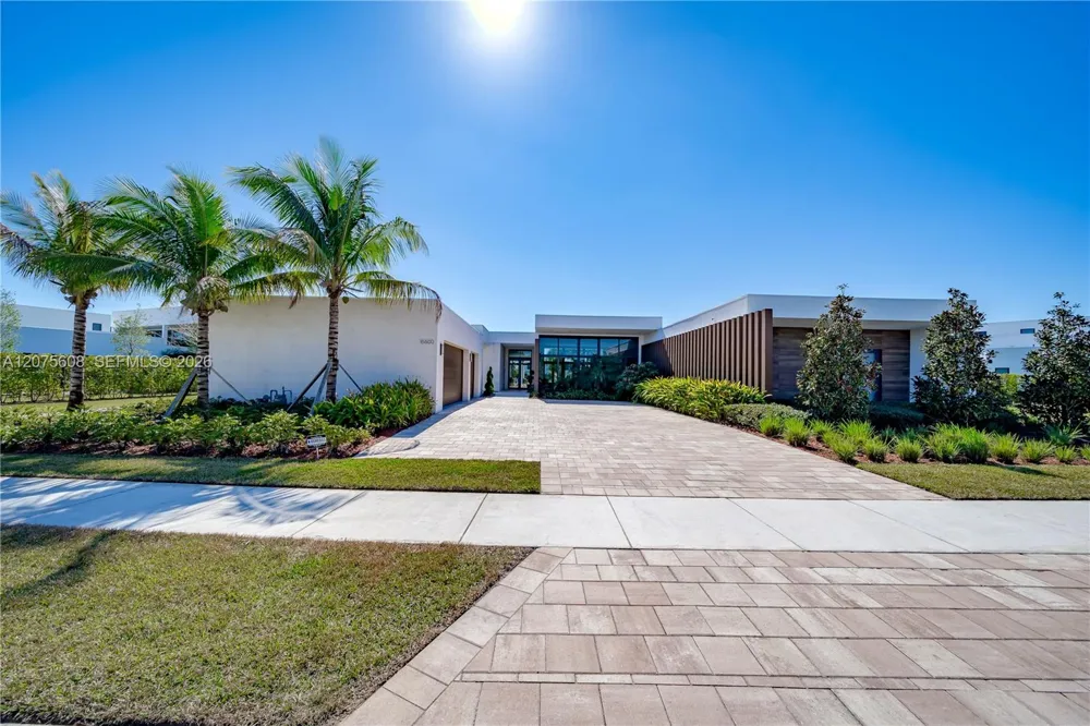 16600 Sunset Way Weston, FL 33326