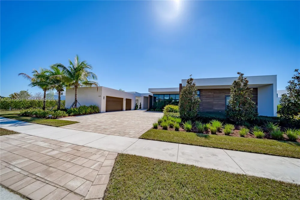 16600 Sunset Way Weston, FL 33326