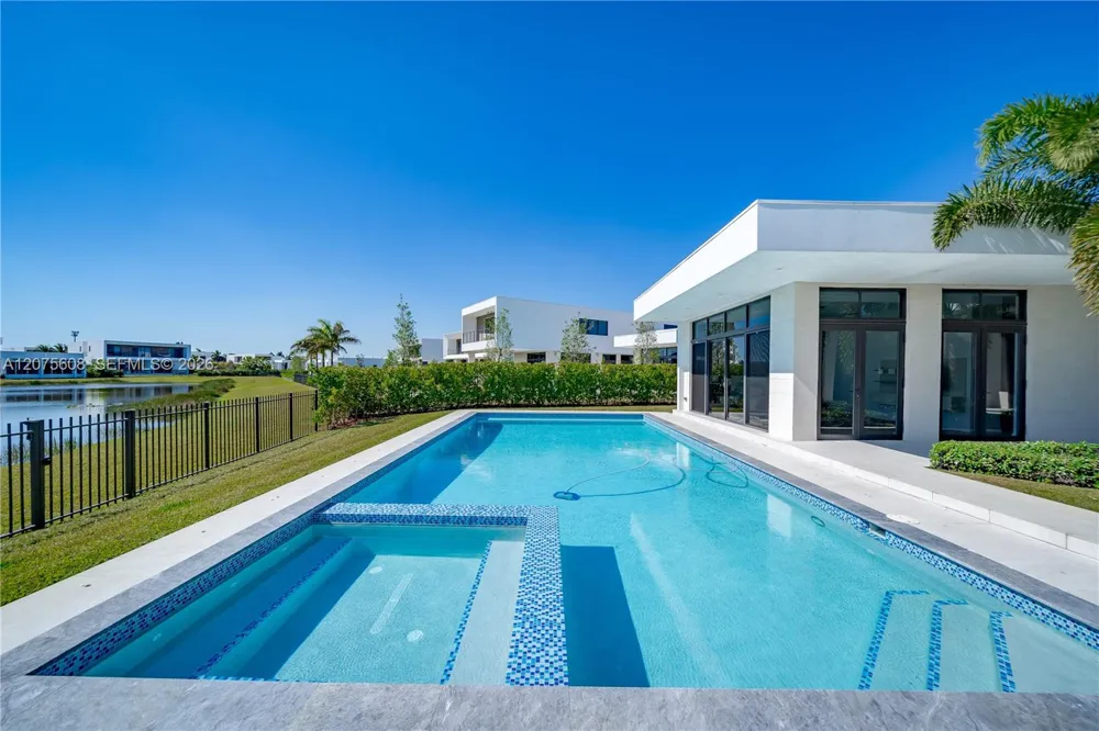 16600 Sunset Way Weston, FL 33326
