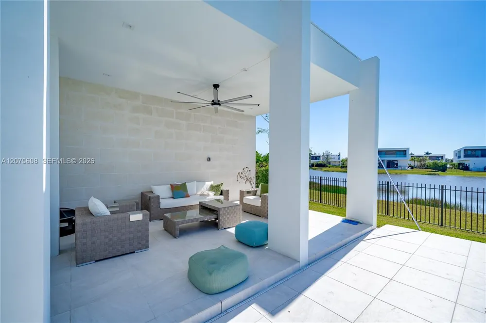 16600 Sunset Way Weston, FL 33326