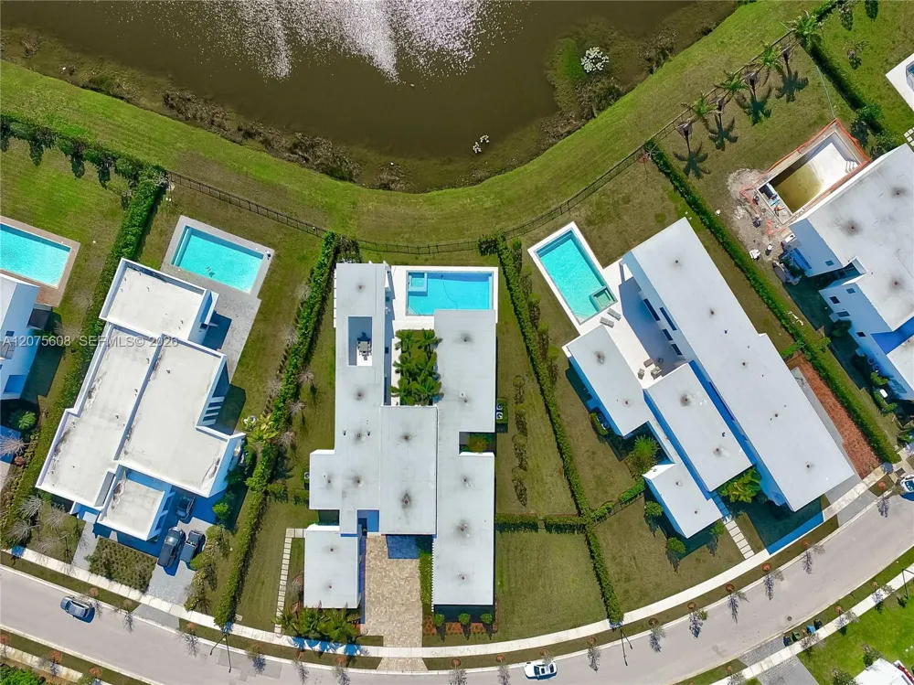 16600 Sunset Way Weston, FL 33326