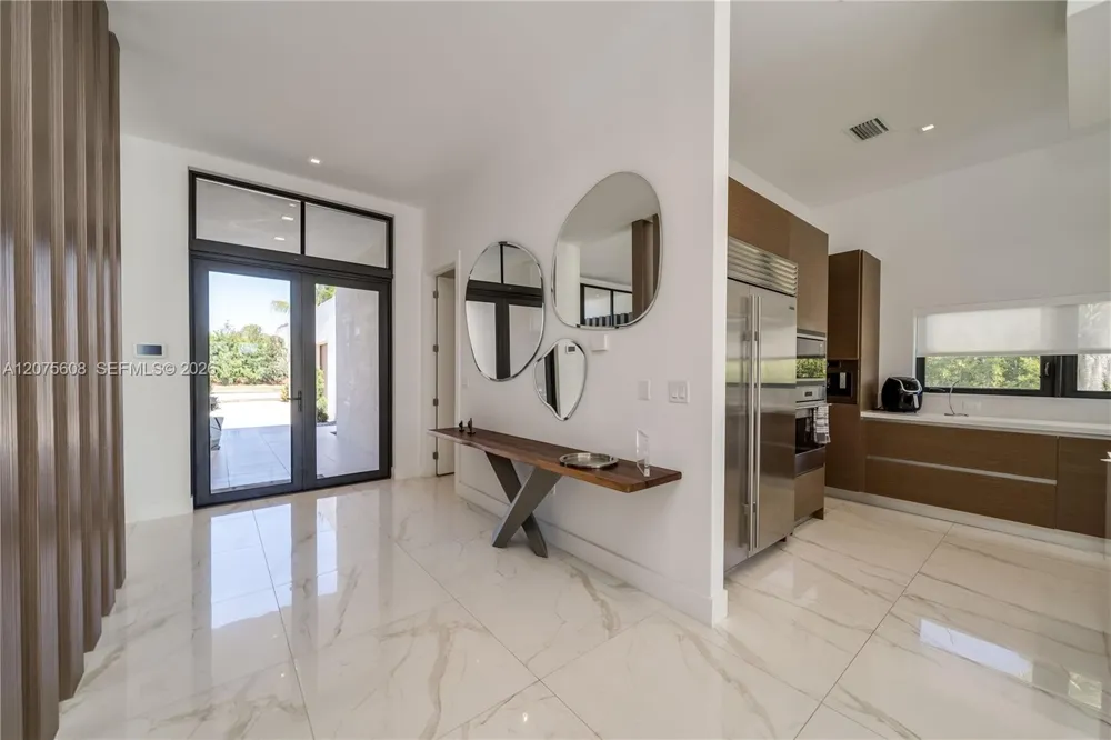 16600 Sunset Way Weston, FL 33326