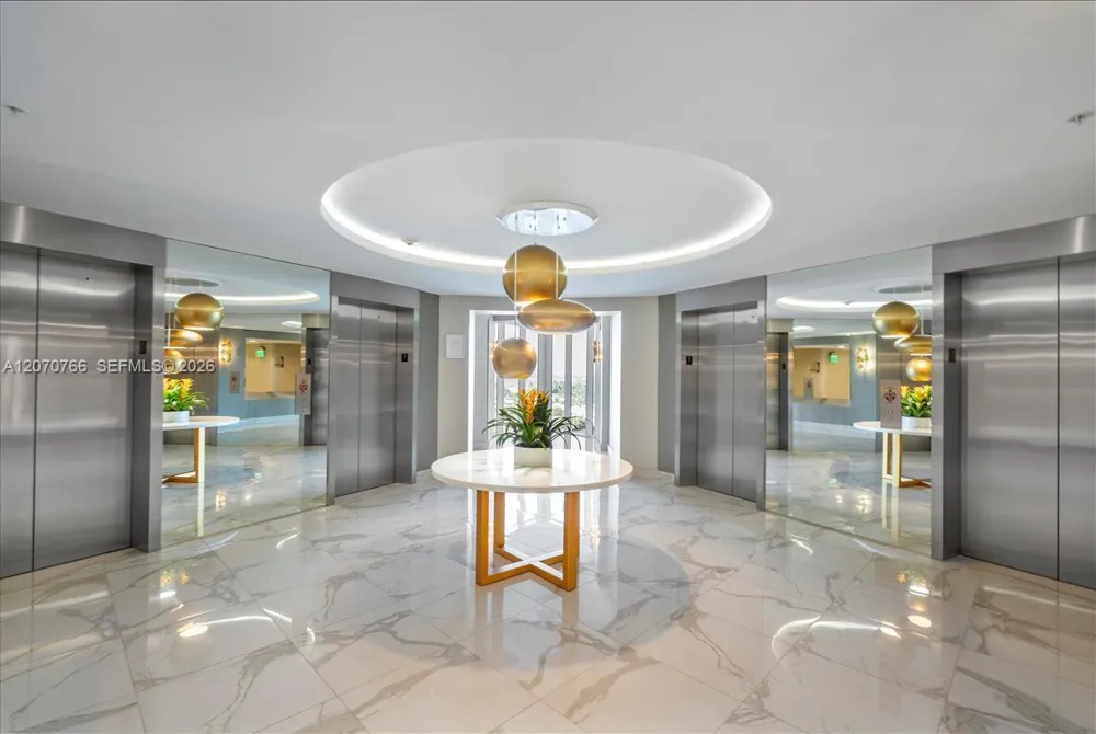 10275 Collins Ave #1132 Bal Harbour, FL 33154