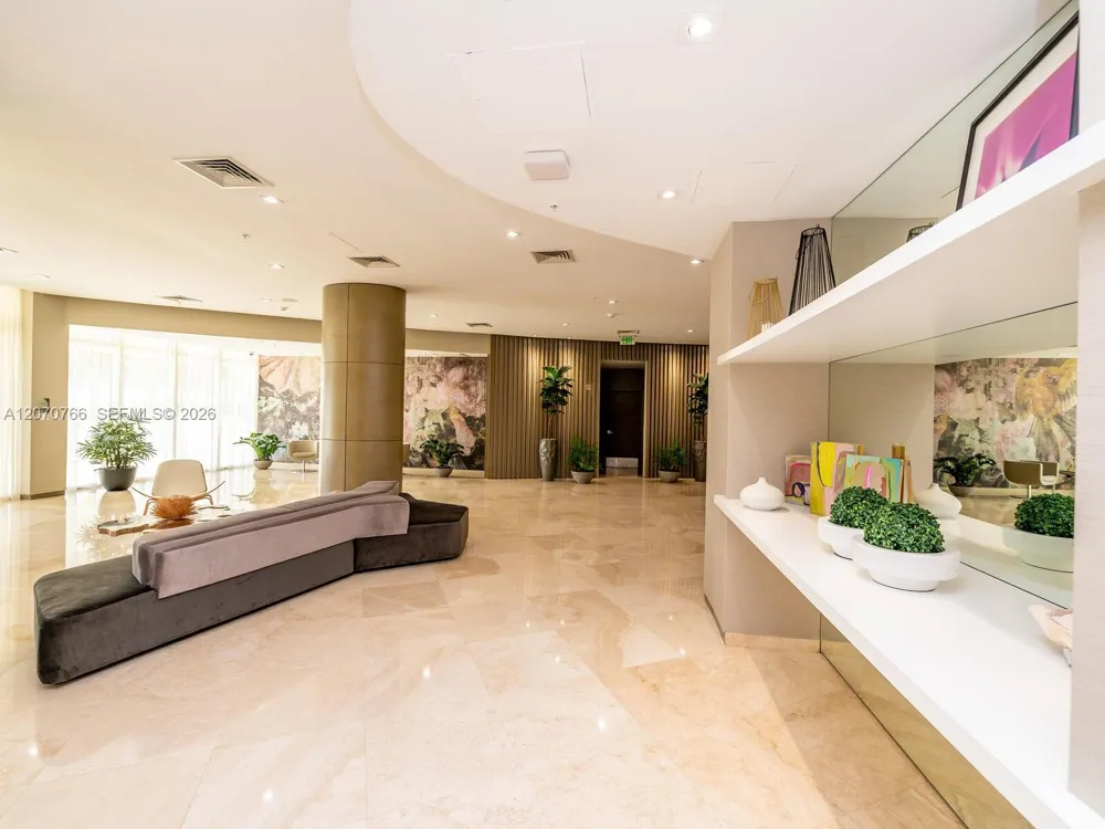 10275 Collins Ave #1132 Bal Harbour, FL 33154