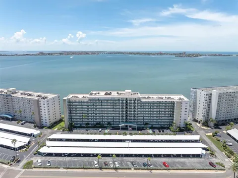 6020 SHORE BOULEVARD S #412