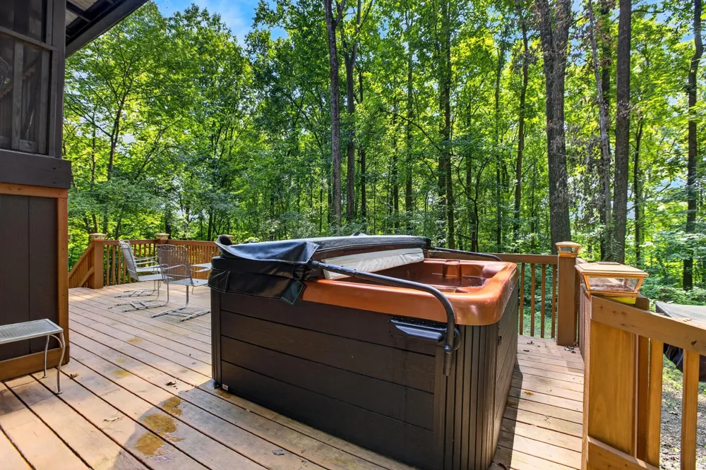144 Low Brook Court NE Cleveland, TN 37312