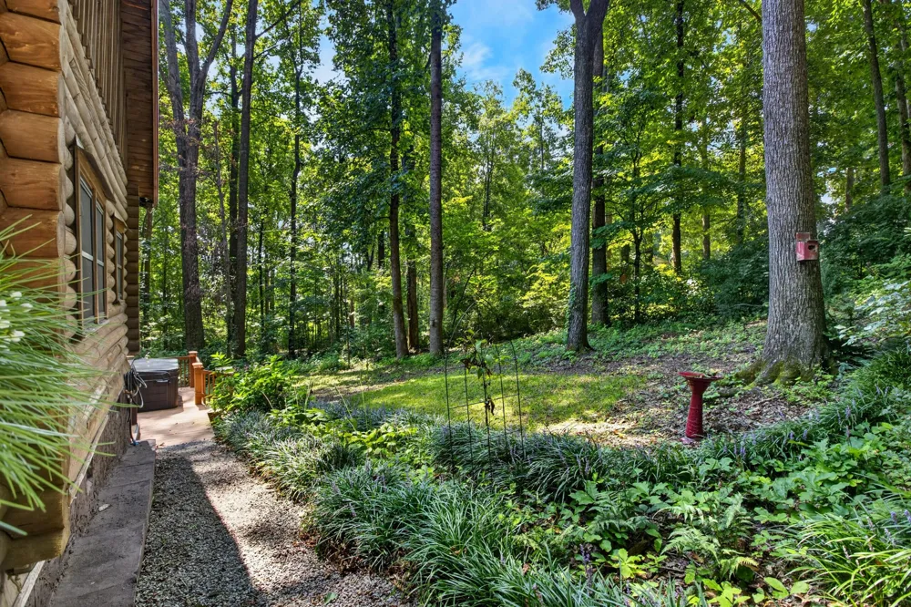 144 Low Brook Court NE Cleveland, TN 37312