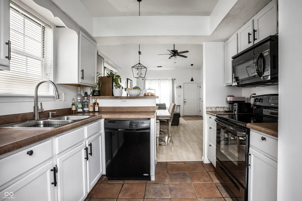 6628 Sundown Drive S Indianapolis, IN 46254